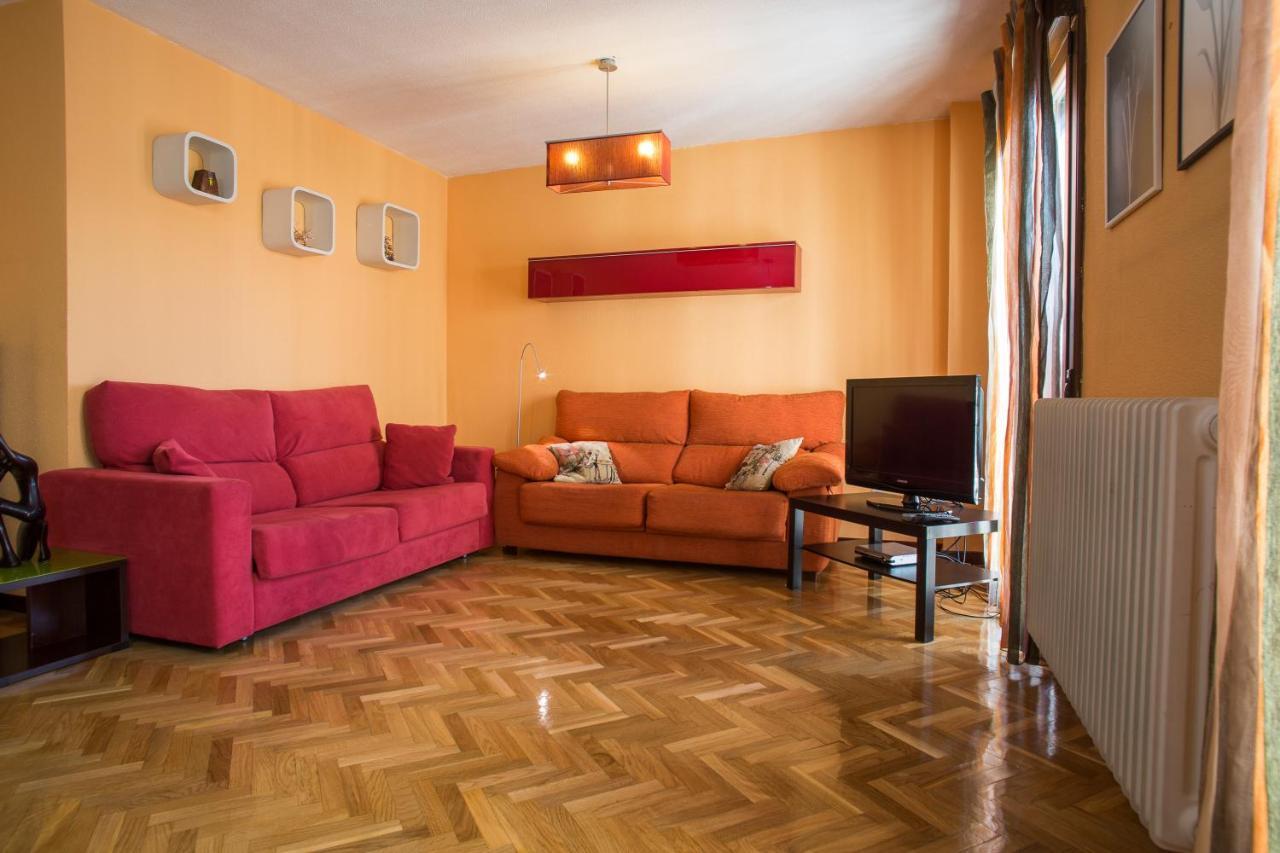 Ferienwohnung Vut Plaza De La Fruta Ávila Exterior foto